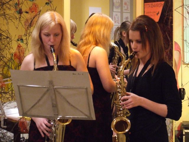 Māksla Pilnmēnesim jeb izmeklētas un neapēstas vakariņas