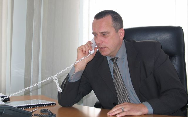 Jaunu reģistrēto auto skaits samazinājies par 40%, darbs – optimizēts