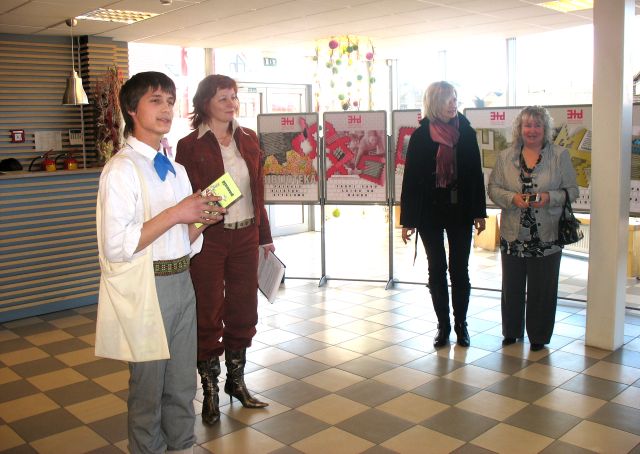 Izstāde aicina uz bibliotēku