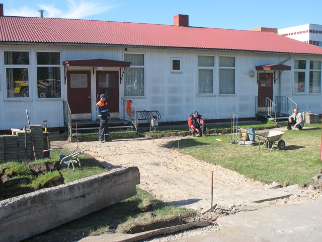 Pie «Sarkanā krusta» būs celiņš un uzbrauktuve invalīdiem