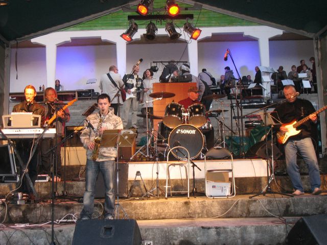 Trešais estrādes grupu salidojums «Tukuma ritmi2009»