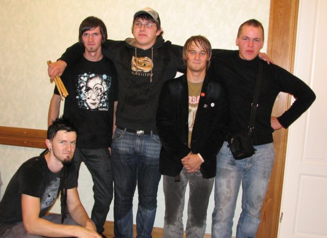 Un lietus patraucēja…