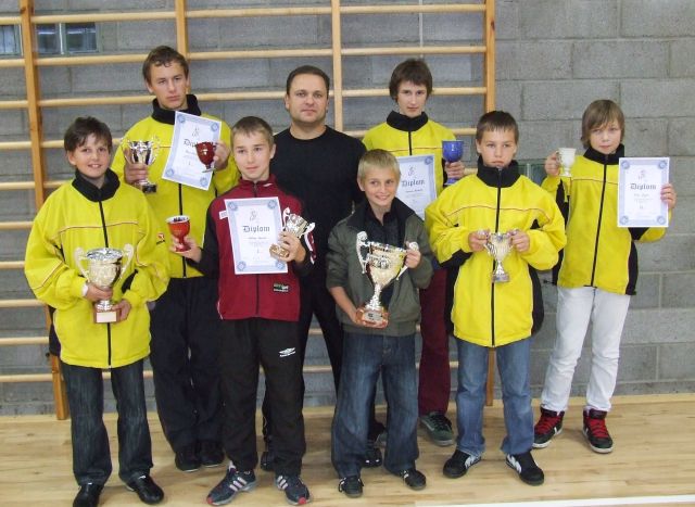 Jaunajiem sportistiem panākumi Budapeštā un Pērnavā