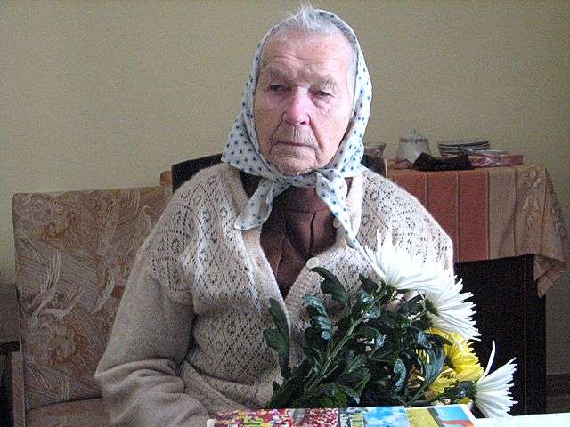 Novadniece Ieva Bunģe atzīmē 101. dzimšanas dienu