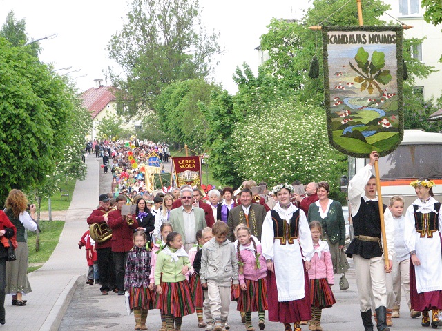 Kandavas novads svin svētkus (papildināts ar otrās dienas fotoattēliem)