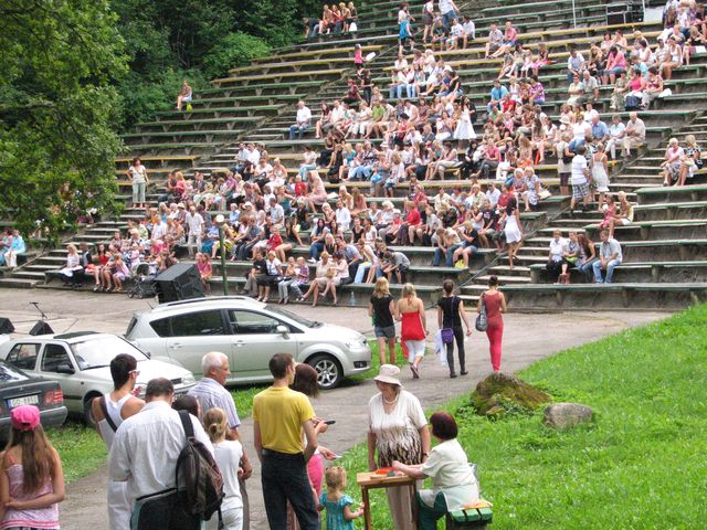 «Kā es māku , tā es dziedu, nāc manī klausīties!» Kandavā