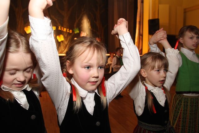 Sadancošanās koncerts «Būšu liels» Lapmežciemā