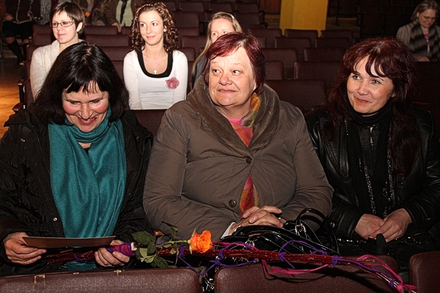 Amatierteātru skate “Spēlmaņu laiks 2011” Tukumā /FOTO/