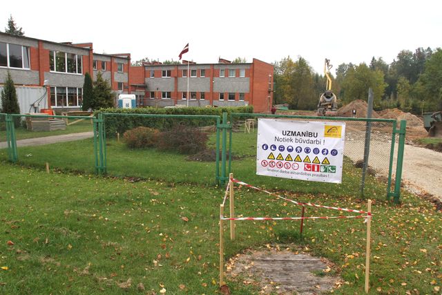 Sēmē top jauna sporta zāle