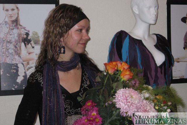 Modes dizaina izstāde Lapmežciema muzejā