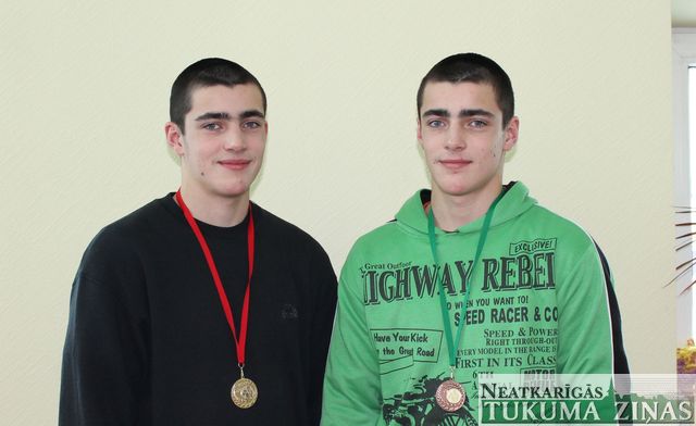 Brāļiem Savdoniem panākumi Marijampolē