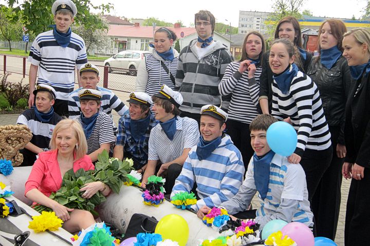 Šodien skolās skan pēdējais zvans /papildināts/