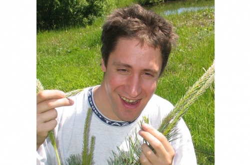 Ideāli, kas attālina