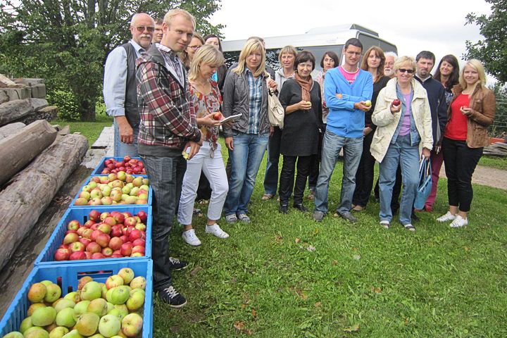 Latvijas valsts specializētie atašeji viesojas Engures novadā