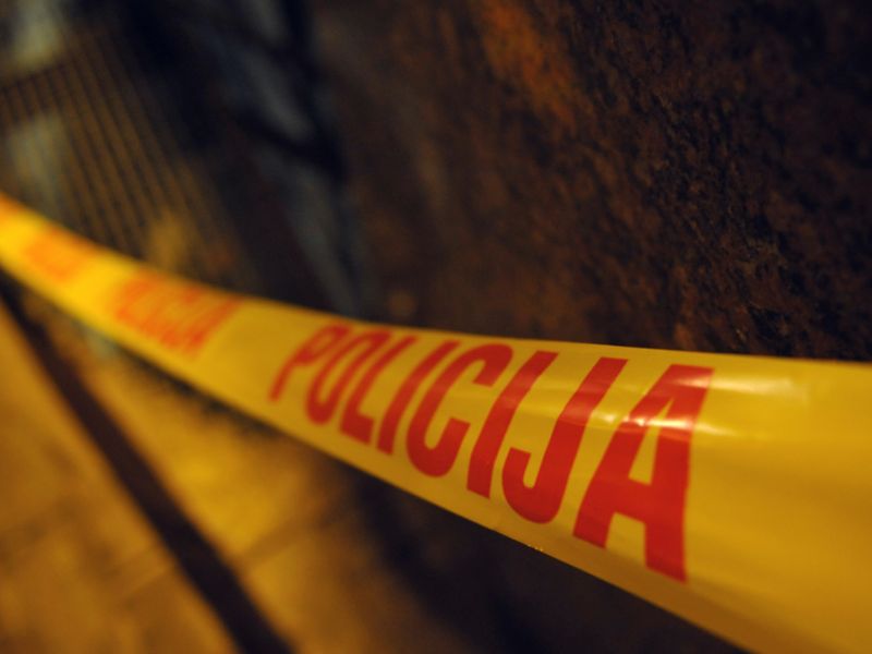 Zentenē atrod mirušu vīrieti; Tukumā kāds jaunietis vienā vakarā tiek piekauts divreiz