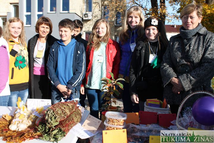 Mazpulcēni uz Tukumu brauc ar smukumu /Papildināts ar video/