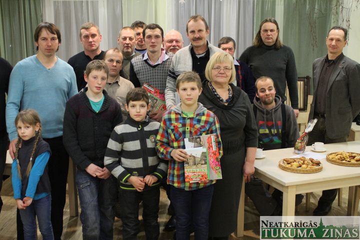 Apbalvoti konkursa «Lieliskais loms 2013» laureāti