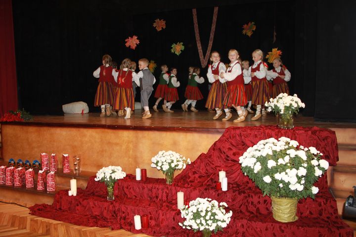 Latvijas dzimšanas diena Zentenē