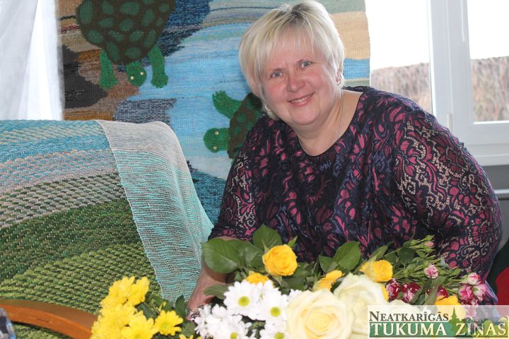 Ar koncertu Tukuma Audēju darbnīcā atklāta Intas Konrades izstāde /FOTO/