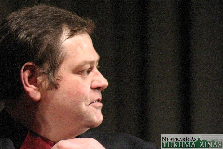 Tukuma teātra aktierim Mārim Kosolapovam – 50