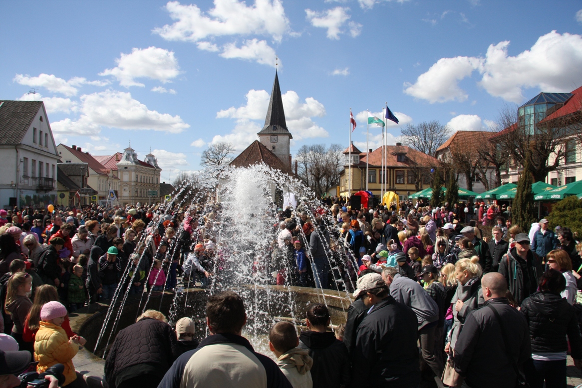Izbaudi maija svētkus Tukumā un apkārtnē!