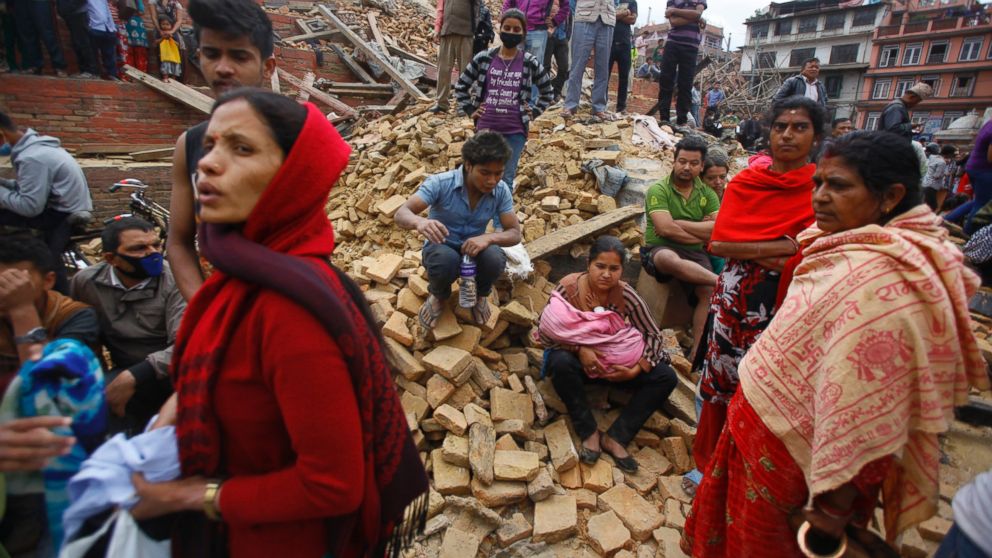 Neesi vienaldzīgs, palīdzi Nepālas zemestrīcē cietušajiem