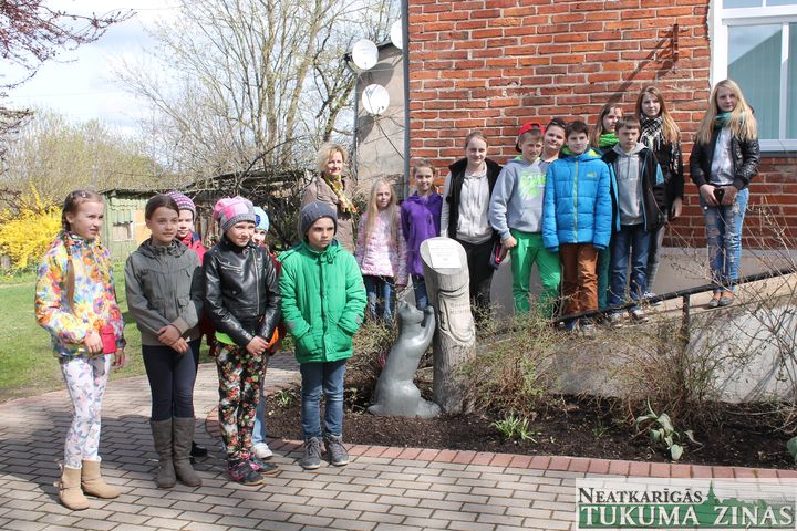 Vecmokās noslēdzies Kārļa Ķezbera pasaku konkurss