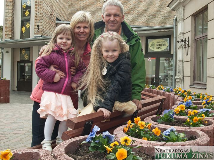 Par «Tukuma cāli 2015» kļuvusi trīsgadīgā Emīlija Šmita /FOTO/