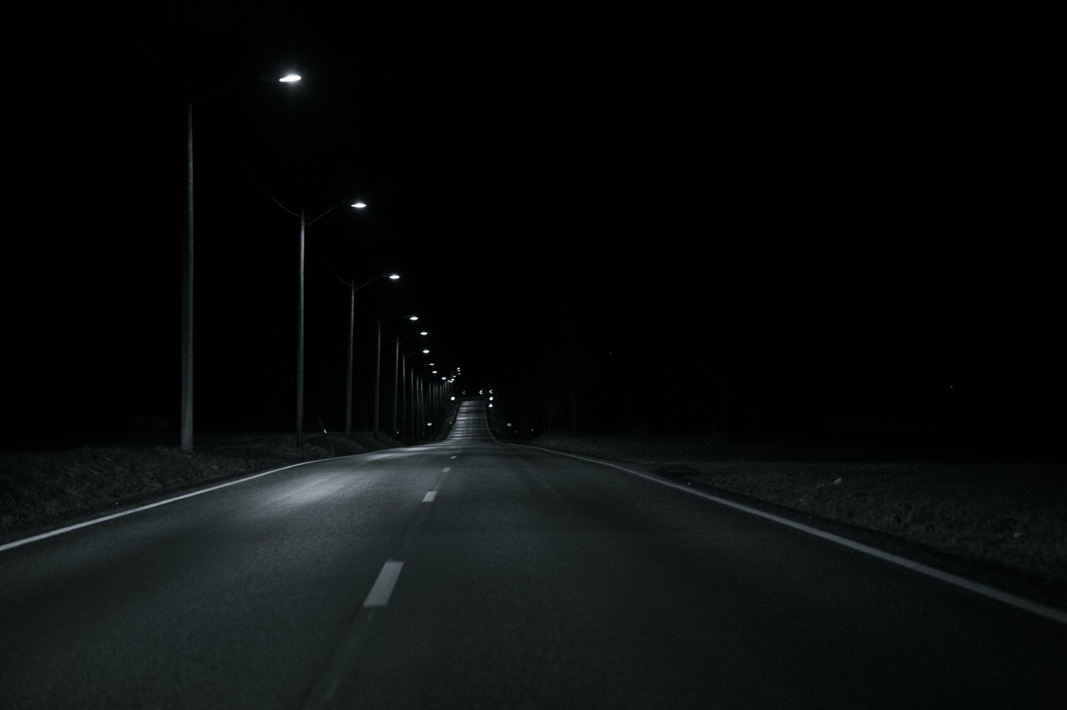 Pūrē uz ceļa sabraukts cilvēks