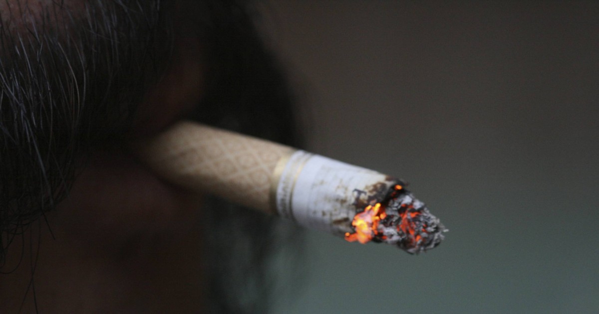 Par smēķēšanu uz balkona – aicinājums būt līdzcietīgiem pret tiem, kas nesmēķē