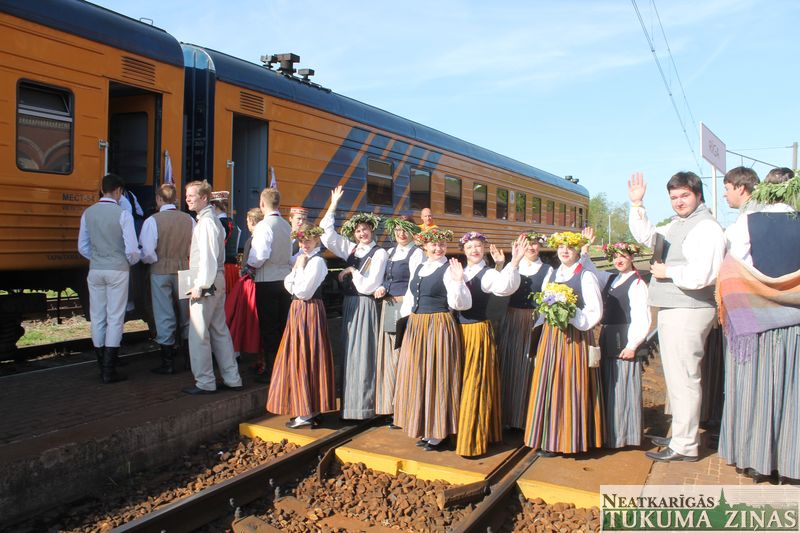 Svētdienas rītā pieskandina Tukumu un apkārtni