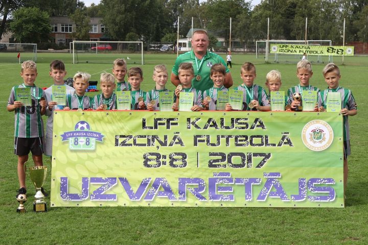 Tukuma «U-10» futbolisti uzvar Liepājā