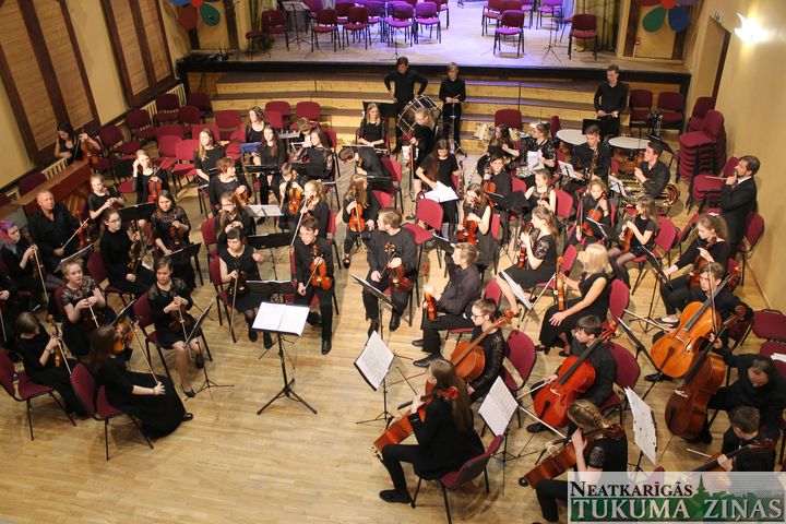 Kandavā izskanējis Kurzemes orķestru festivāls