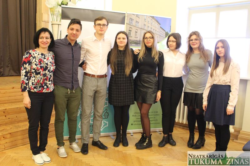 Jaunieši apgūst debatēšanas mākslu