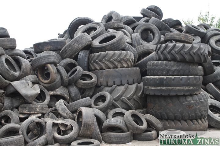 Arī Tukumā un Kandavā varēs nodot vecās riepas