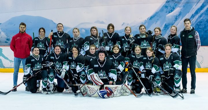 Tukumā atjaunota sieviešu hokeja komanda