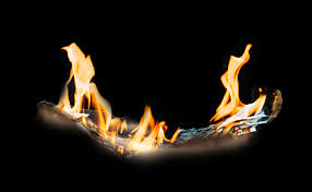 Engurē ugunsgrēkā cietis cilvēks