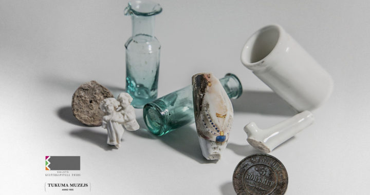 Interesanti atradumi pie Durbes muižas kalpu mājas Tukumā