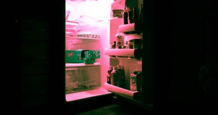 Irlavā aizdedzies ledusskapis