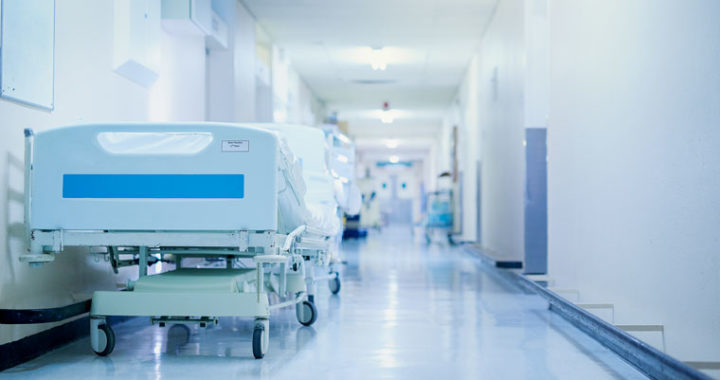 Uz divām nedēļām slimnīcas pārtrauks sniegt plānveida stacionāros pakalpojumus