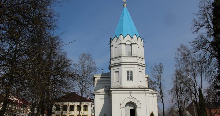 Pareizticīgie piedzīvo, lūdzas un svin Lielo nedēļu