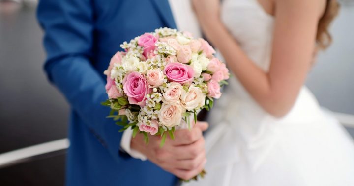 Laulību ceremonijas drīkst būt kuplāk apmeklētas