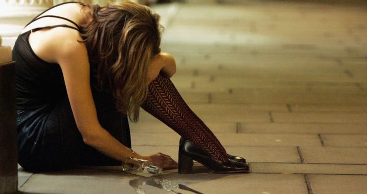 Par huligānisku uzvedību Kandavā kādai sievietei nāksies maksāt vismaz 325 eiro