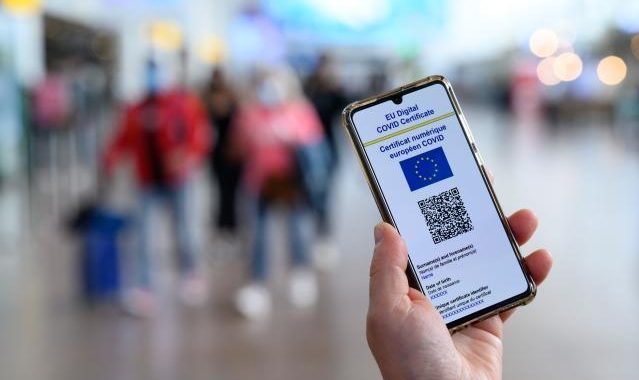 Eiropas Savienības sistēmas pārslodzes dēļ nedarbojas mobilā lietotne sertifikātu skenēšanai/Pulksten 12.00 darbība atjaunota/