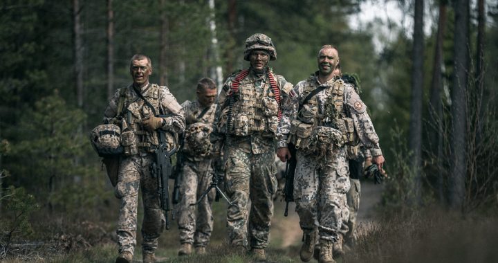 Jaunieši aicināti pieteikties valsts aizsardzības dienestam  Štāba bataljonā Rīgā   