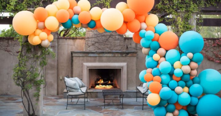 Hēlijs un baloni ballītē: dekorēšanas māksla