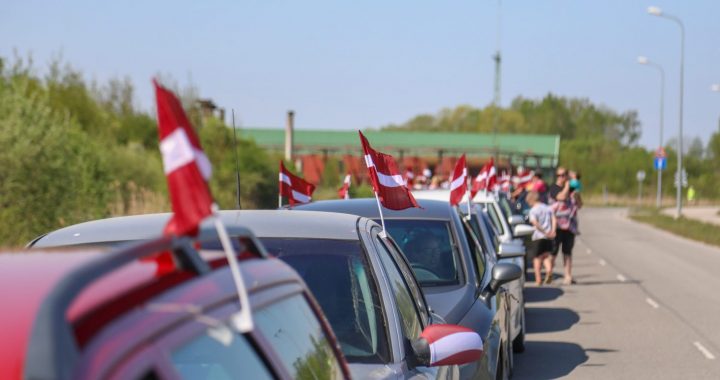 Nedēļas nogalē aicina uz ikgadējo Karogu braucienu Tukumā!