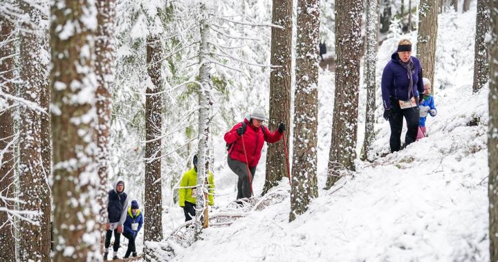 Ar ekstremālāko posmu sniegputenī sākusies populārā «ERGO Stirnu buks» 12. sezona/FOTO/   