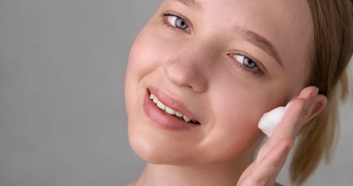 Kā atpazīt ādas dehidratāciju un ko darīt?