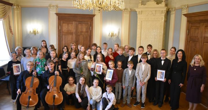 Tukumā izskanējis kamermūzikas festivāls  «Rudens krāsas mūzikā»